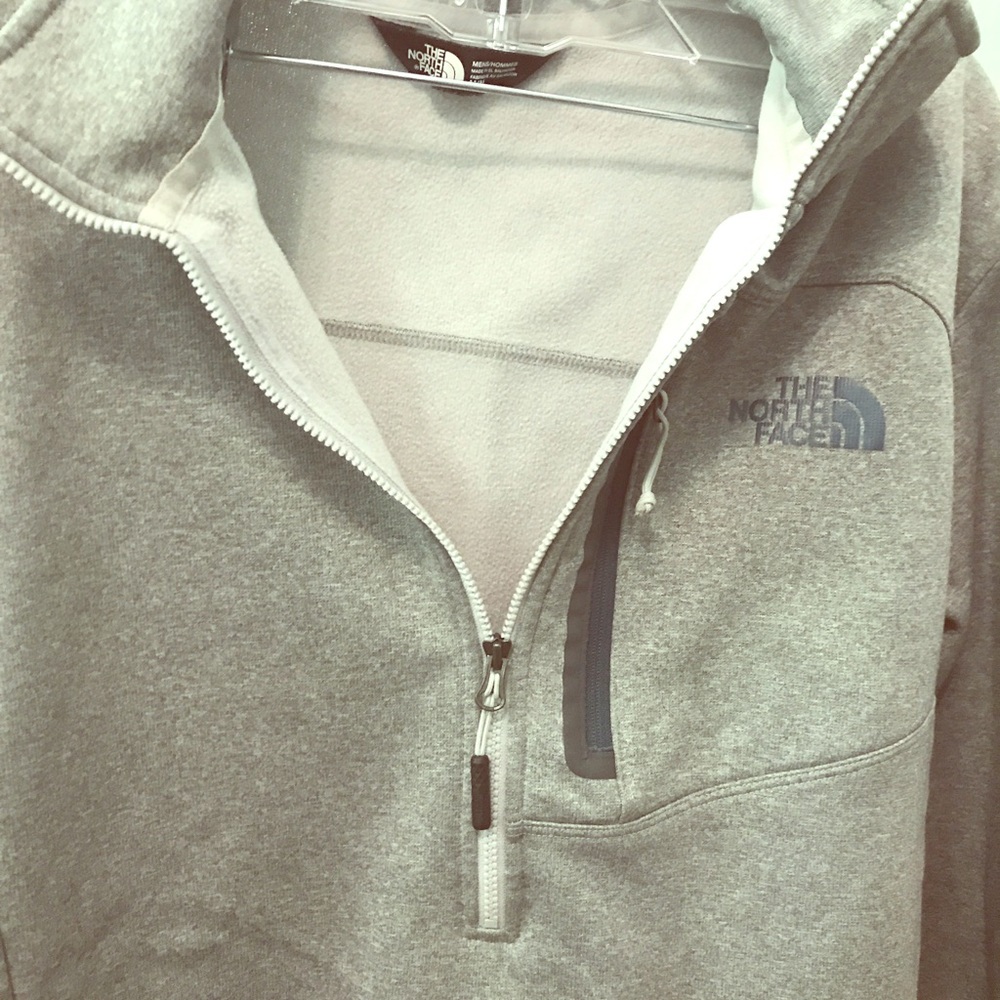 North face sweater